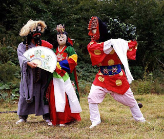 %25ED%2583%2588%25EC%25B6%25A4