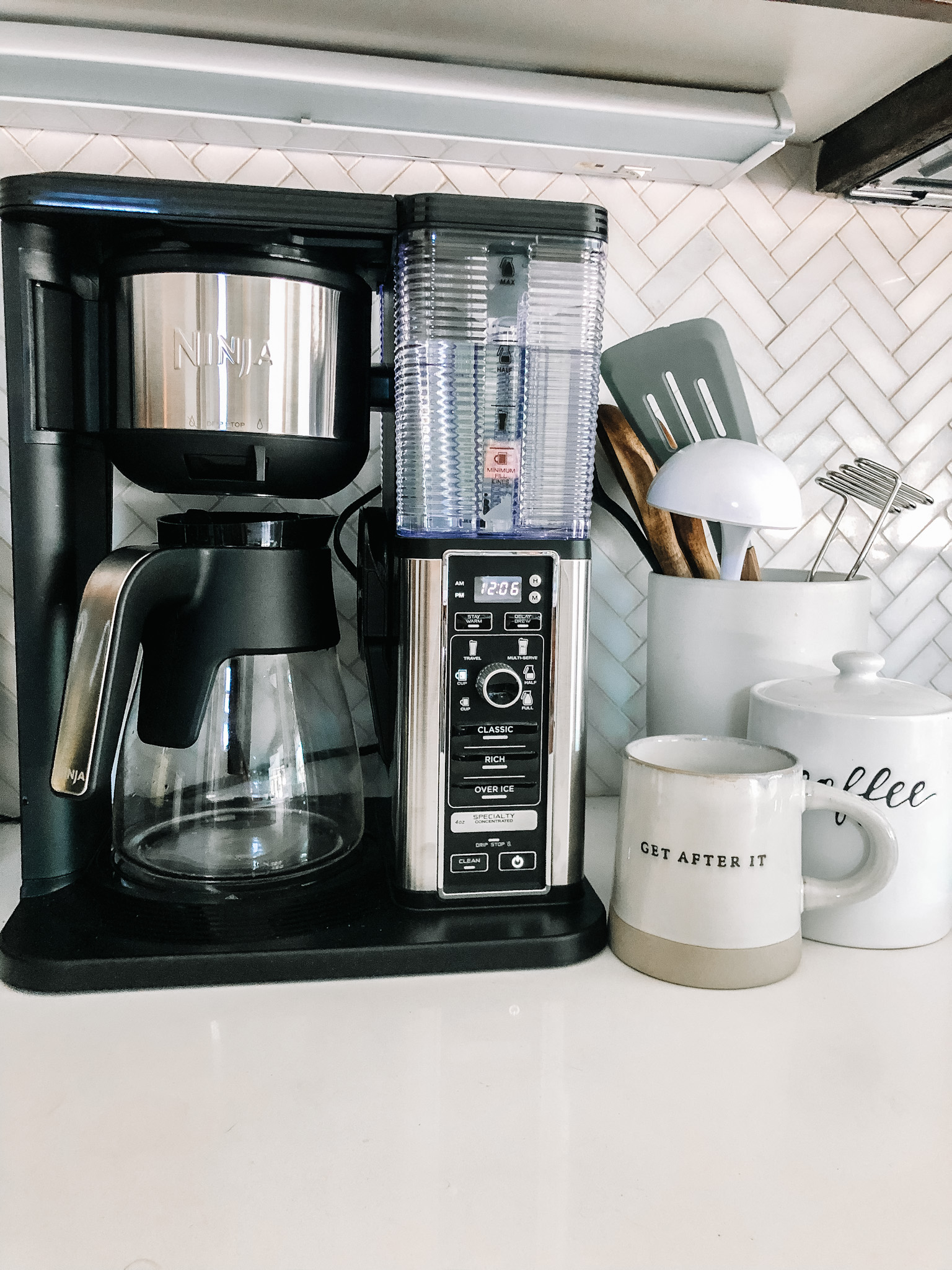 Ninja Coffee Maker Review / My Monochromatic Life