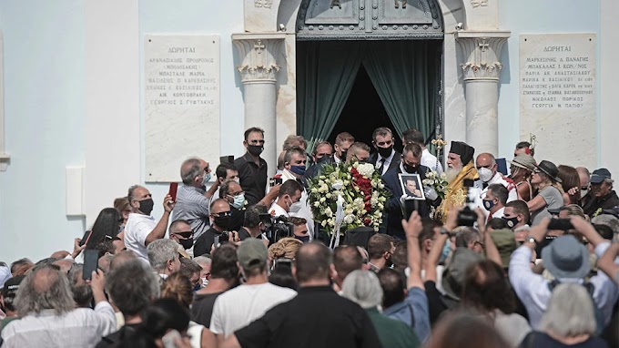 Τόλης Βοσκόπουλος: «Ύστατο χαίρε» στον «πρίγκιπα» του λαϊκού τραγουδιού - Δείτε βίντεο  