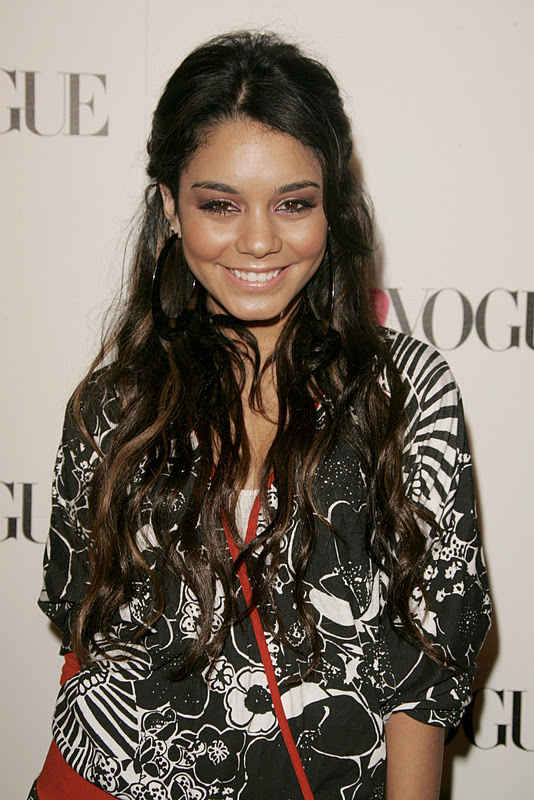 Red Carpet Dresses: Vanessa Hudgens - Teen Vogue Young Hollywood Issue ...
