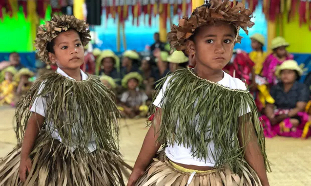 Lethal Heating: Pacific Islands Forum: Tuvalu Children Welcome Leaders ...