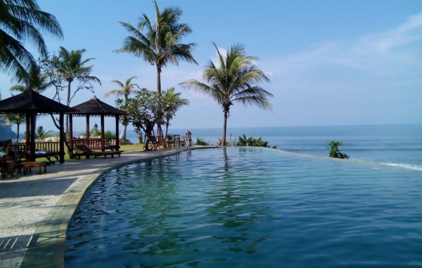 The Queen of The South Resort Villa Dengan Susana Asri di Yogyakarta Cocok Buat Keluarga