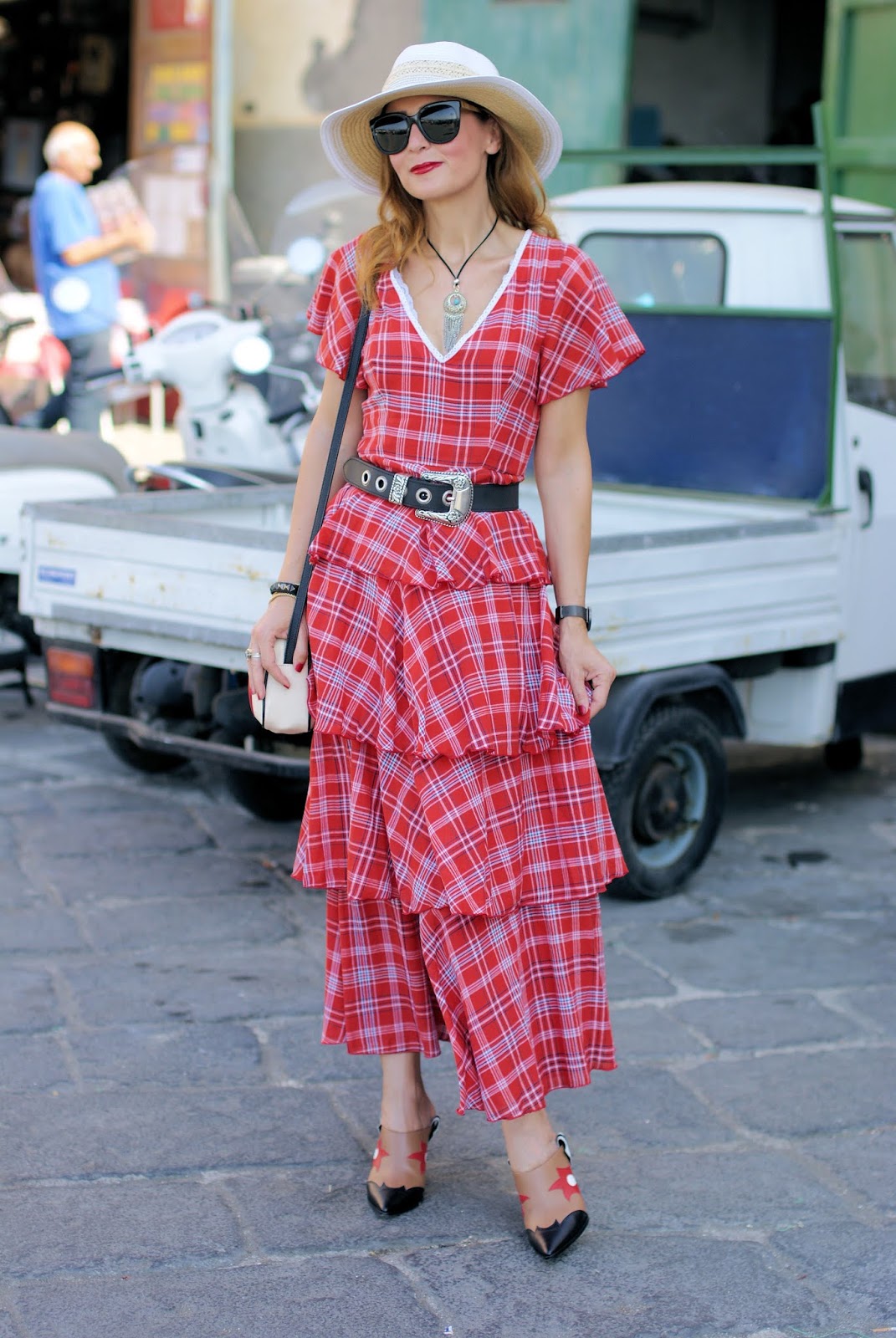 Checked ruffled maxi dress: the perfect summer country chic piece on Fashion and Cookies