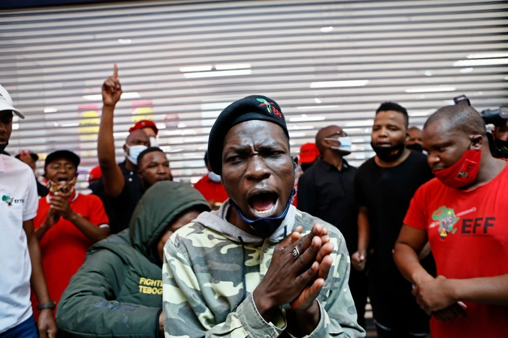 DA Reports EFF To SAPS Over Clicks Protests