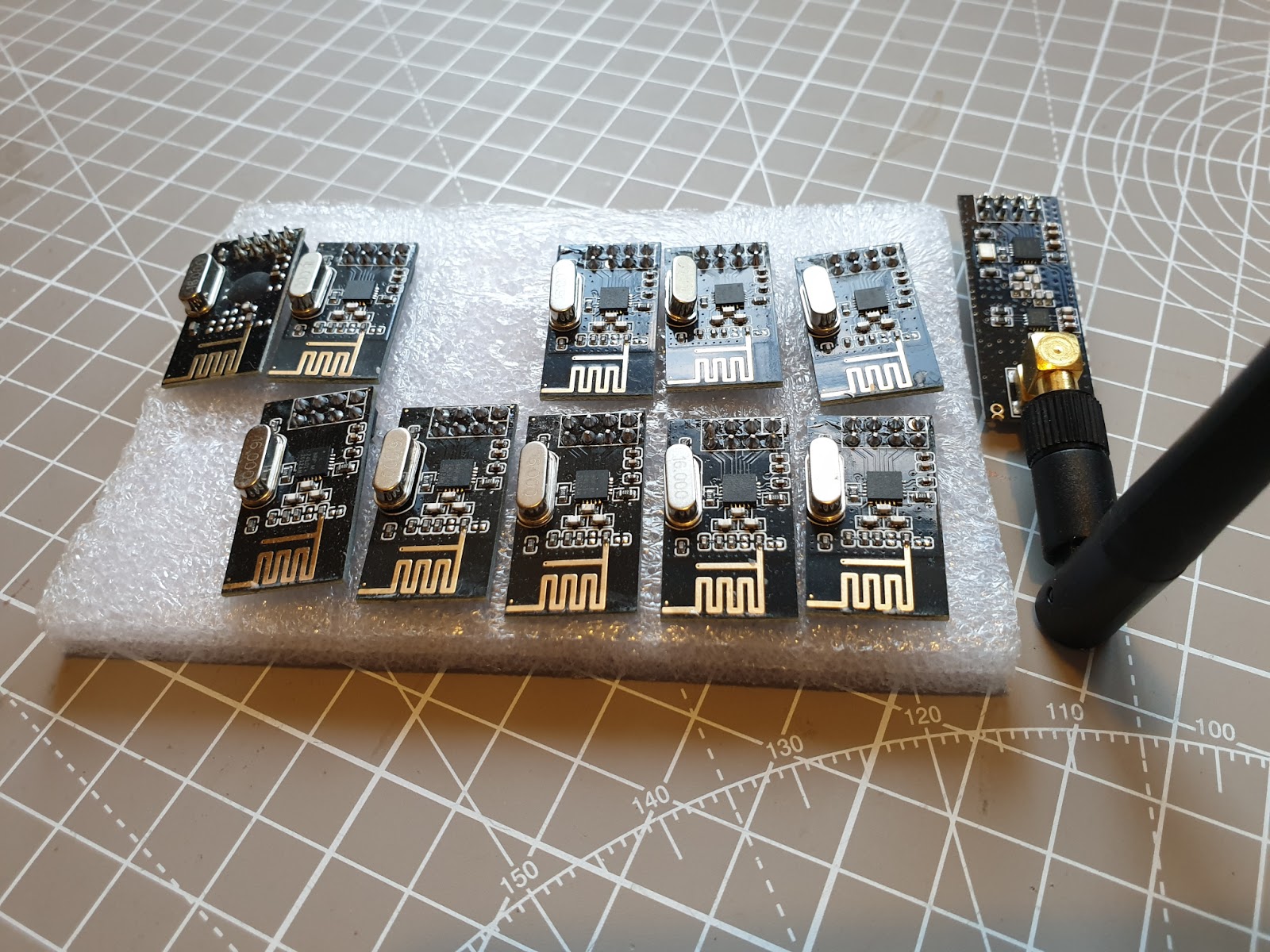 Orbital Fruit: Nordic nRF24L01P on Raspberry Pi