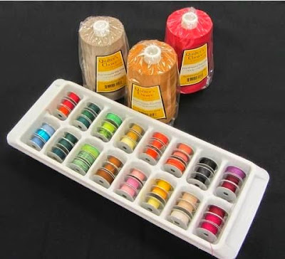 Como organizar linhas e bobinas no atelier Como organizar linhas e bobinas no atelier
