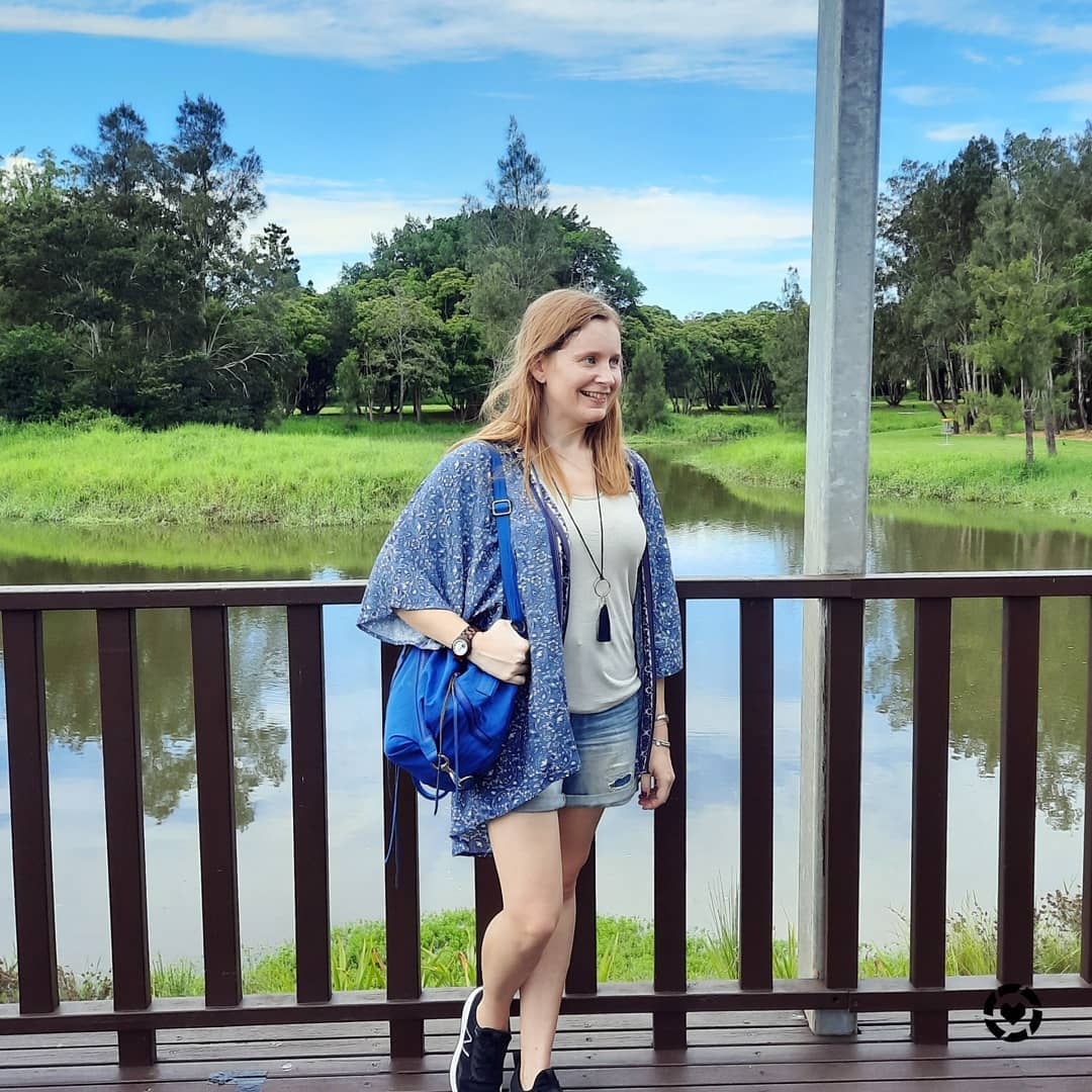 Away From Blue  Aussie Mum Style, Away From The Blue Jeans Rut: Denim  Shorts, Pink Tees and Blue Kimonos With Louis Vuitton Neverfull: Weekday  Wear Linkup