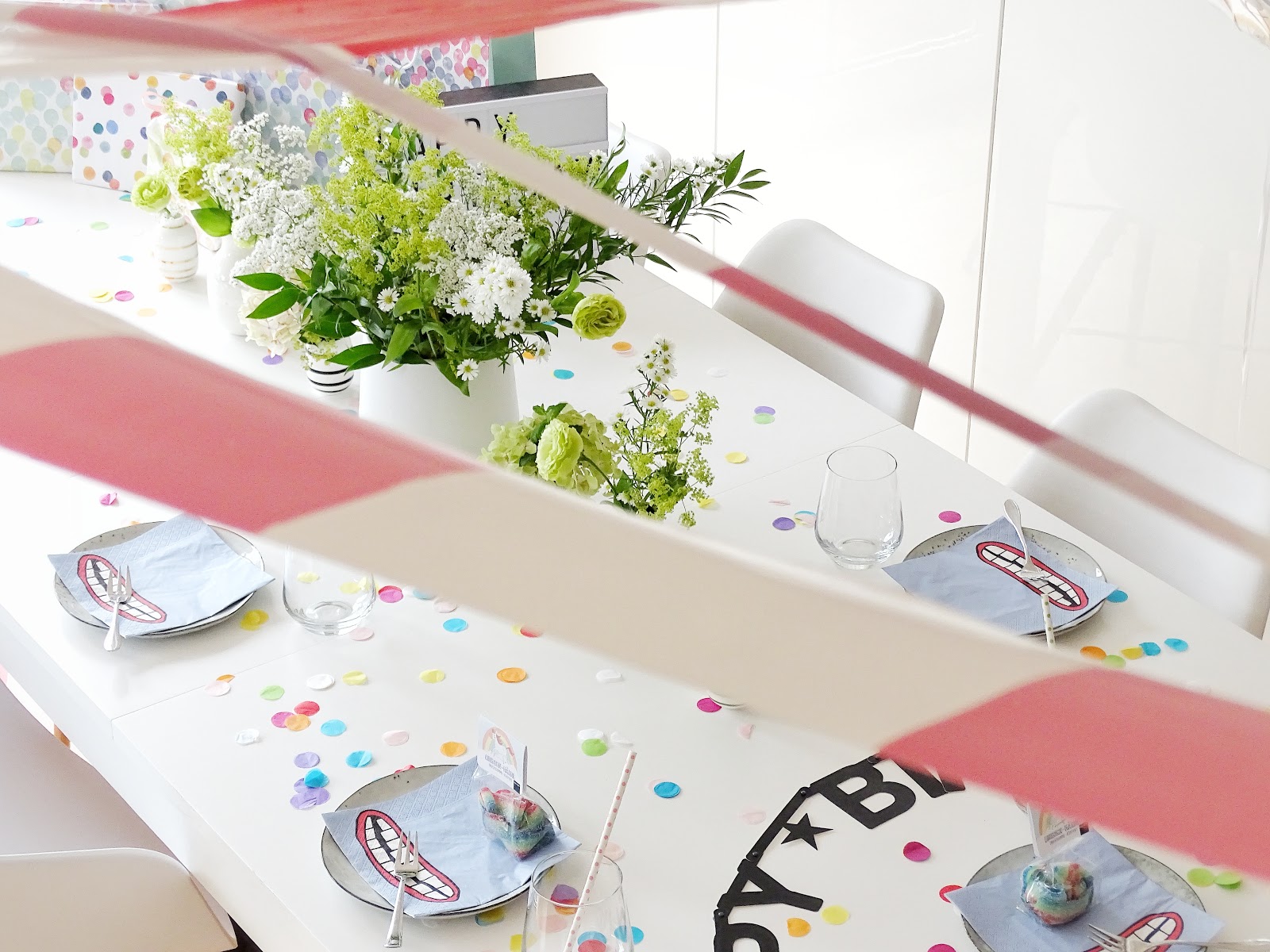 Deko-Idee mit Blumen aus Garten, Laden und vom Balkon plus kunterbunte Inspirationen für 
