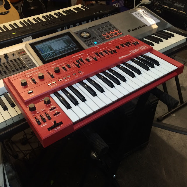 MATRIXSYNTH: Red Roland SH-101