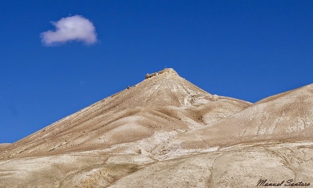 Lo Manthang, vista sulle montagne circostanti Lo Manthang, vista sulle montagne circostanti