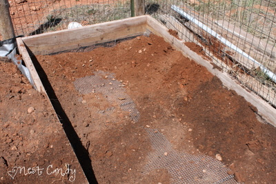 Nest Candy: Quick Tip Tuesday Lining A Raised Garden Bed With Wire Mesh