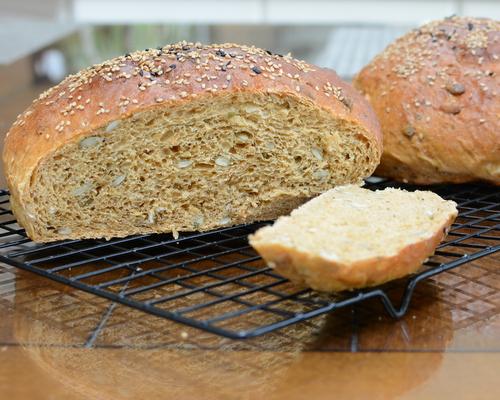 Mexican Salsa Bread ♥ KitchenParade.com, easy homemade bread with a kick.