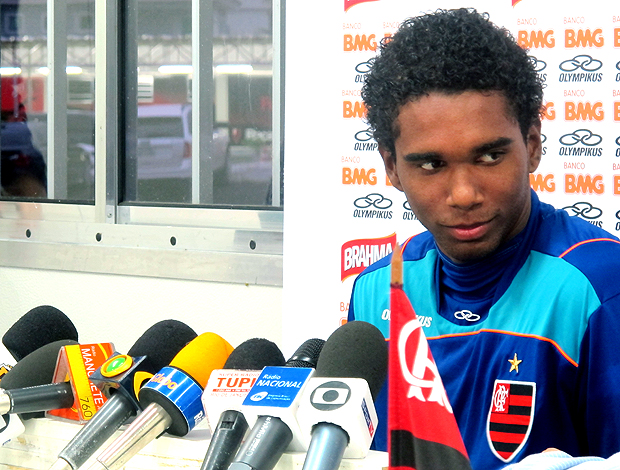 Luiz Antônio elogia Jorginho e admite jogar como lateral no Flamengo