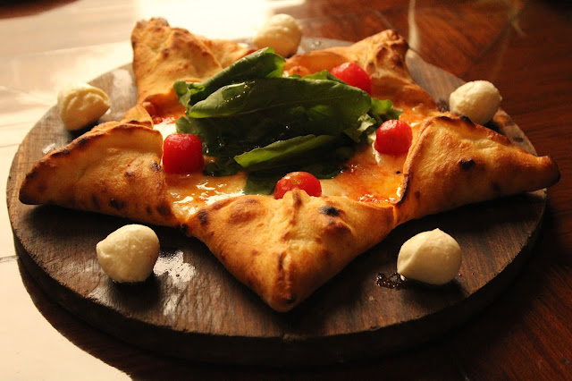Hyatt Regency Delhi - CITY’S FAVORITE ITALIAN RESTAURANT LA PIAZZA TAKES THE PIZZA LOVERS BY STORM! Hyatt Regency Delhi - CITY’S FAVORITE ITALIAN RESTAURANT LA PIAZZA TAKES THE PIZZA LOVERS BY STORM!
