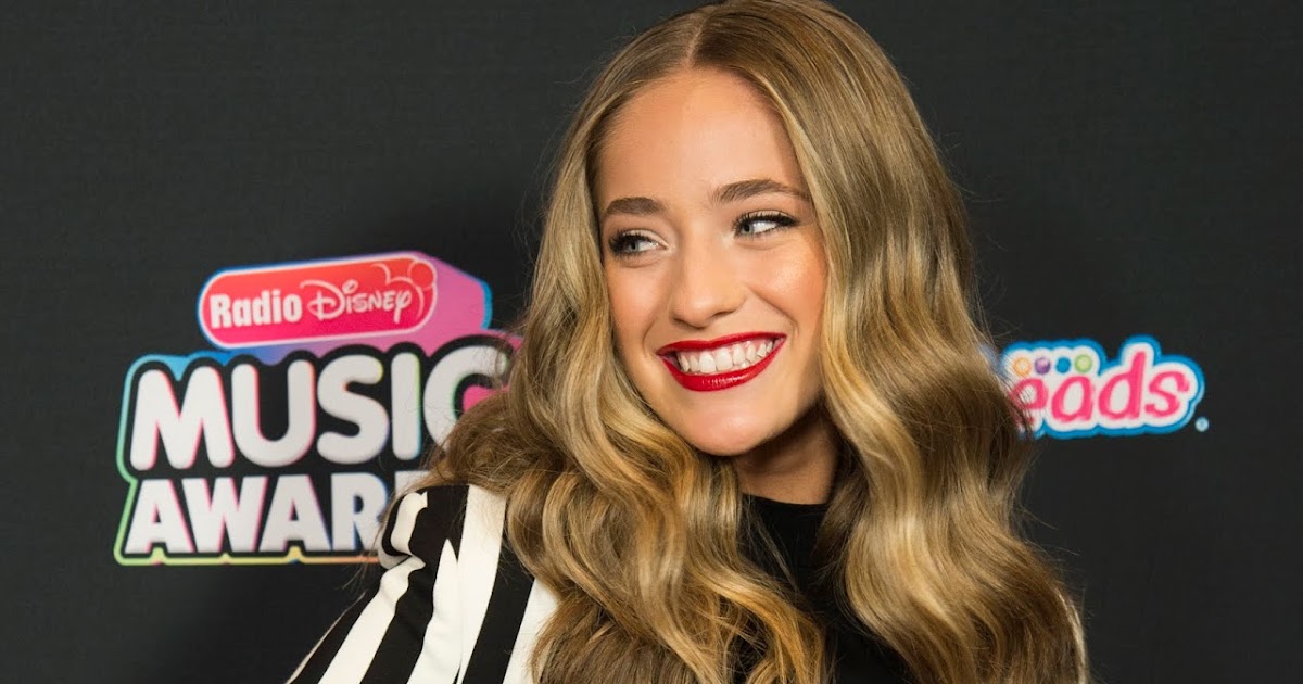 RCN America - California: Brynn Cartelli Attends 2018 Radio Disney