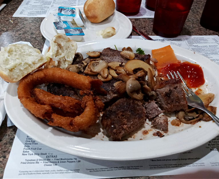Pennsylvania & Beyond Travel Blog Family Friendly Dining at Promenade Family Restaurant on