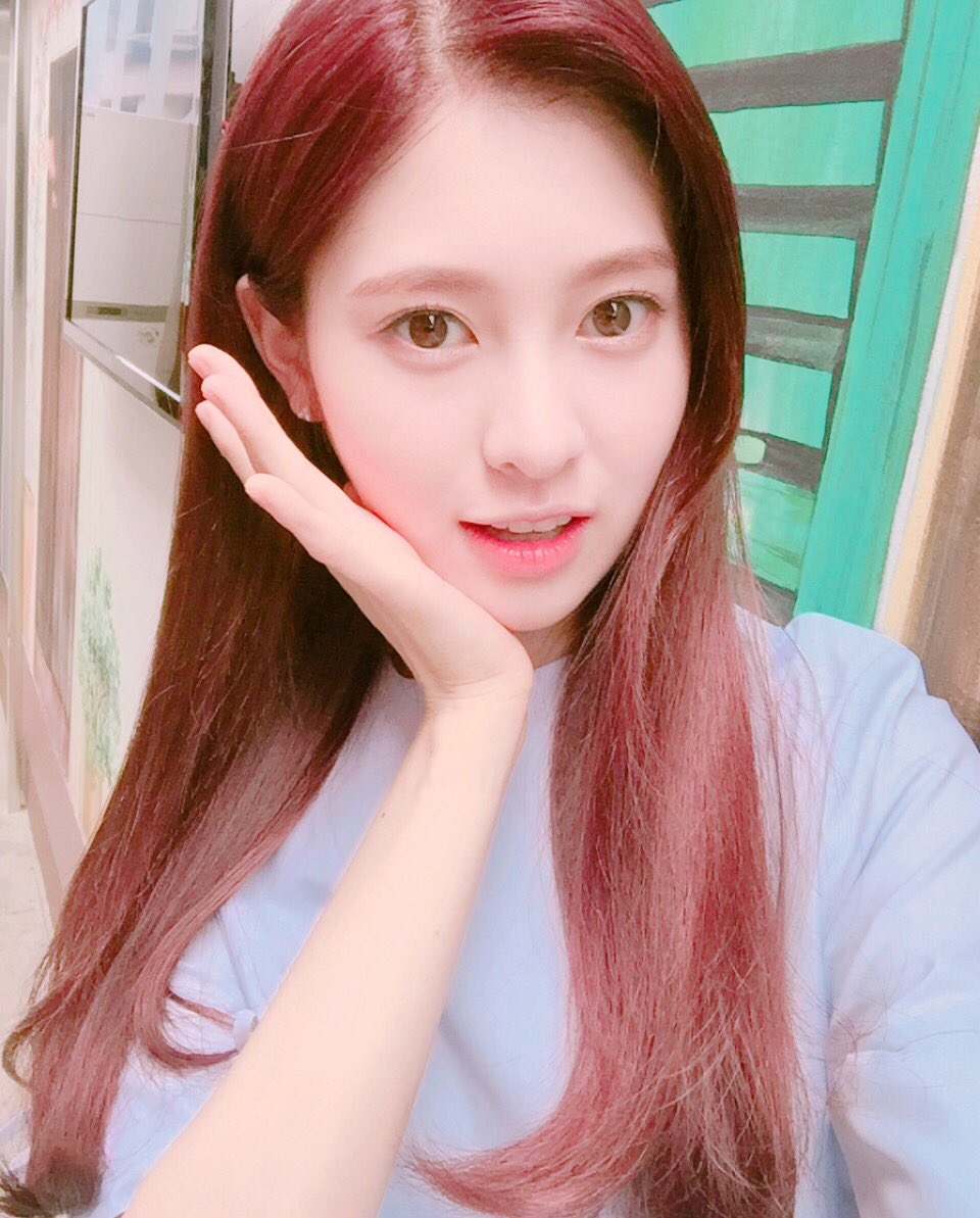 DIA Yebin With A Beautiful Selca | Daily K Pop News