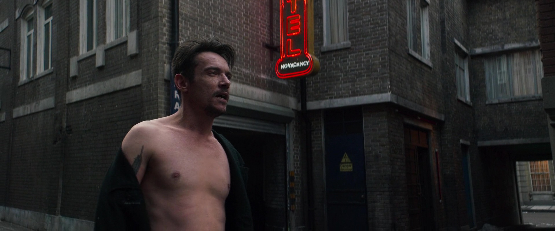 Jonathan Rhys Meyers Shirtless.