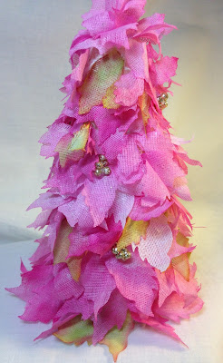 sarascloset: Poinsettia Christmas Trees