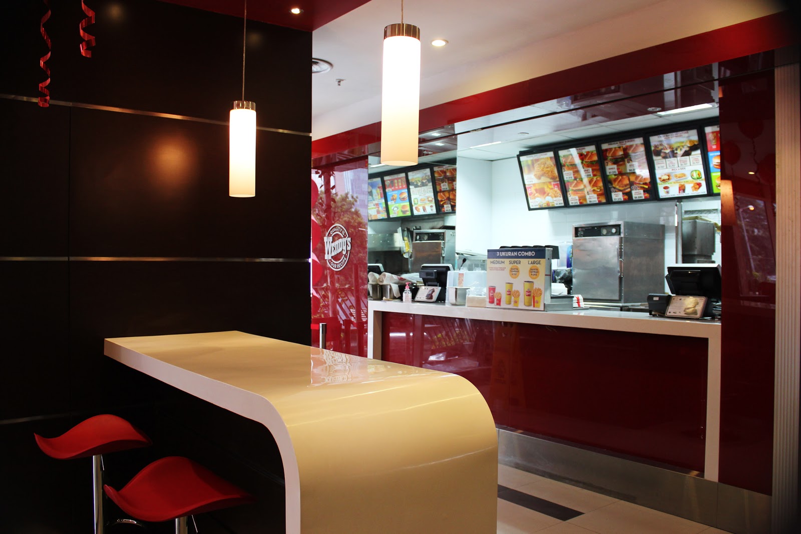 Garis studio : Wendy's FX Mall Jakarta