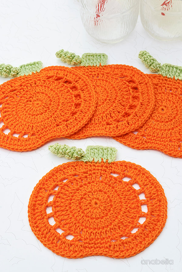 Halloween easy DIY project Pumpkin crochet coasters