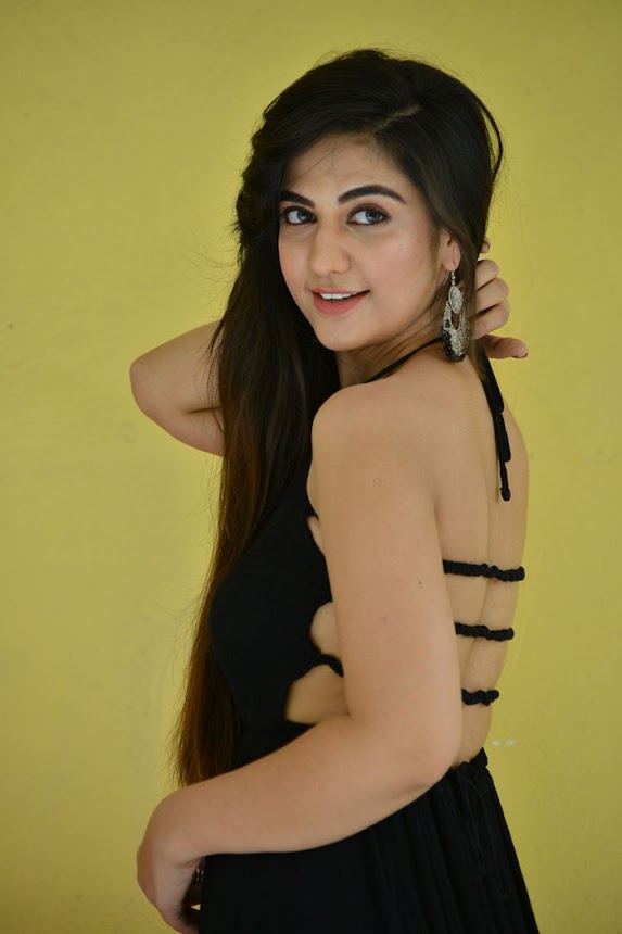 Harshitha Panwar at Bewars Movie Interview