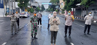 Bersama Forkopimda, Bupati Tetapkan Jember KLB Covid-19 Bersama Forkopimda, Bupati Tetapkan Jember KLB Covid-19