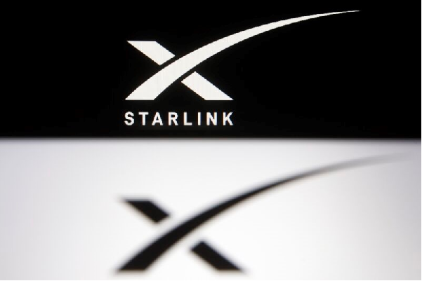 Spacex Launces New Starlink Satellites