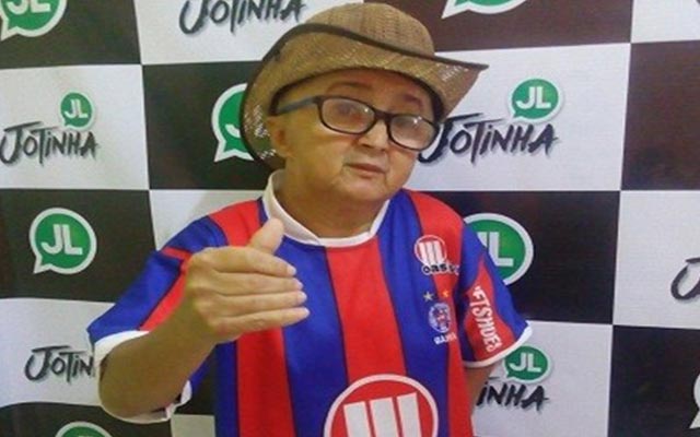 Após notícia de infarto, Jotinha tranquiliza fãs e diz que já está em casa