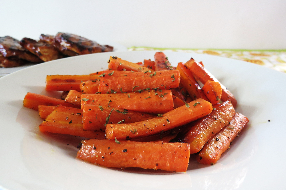 A Fit Nurse HEALTHY OVEN ROASTED SPICED CARROTS
