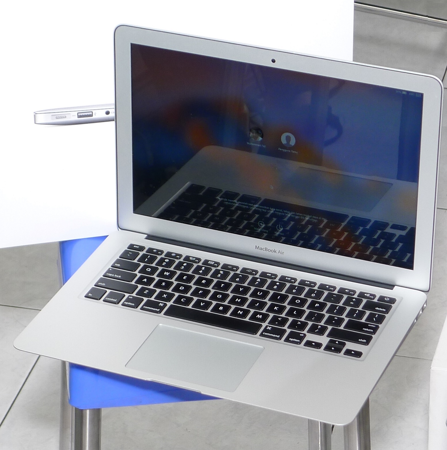 Jual MacBook Air Core i5 13-inch Early 2015 Fullset | Jual Beli Laptop