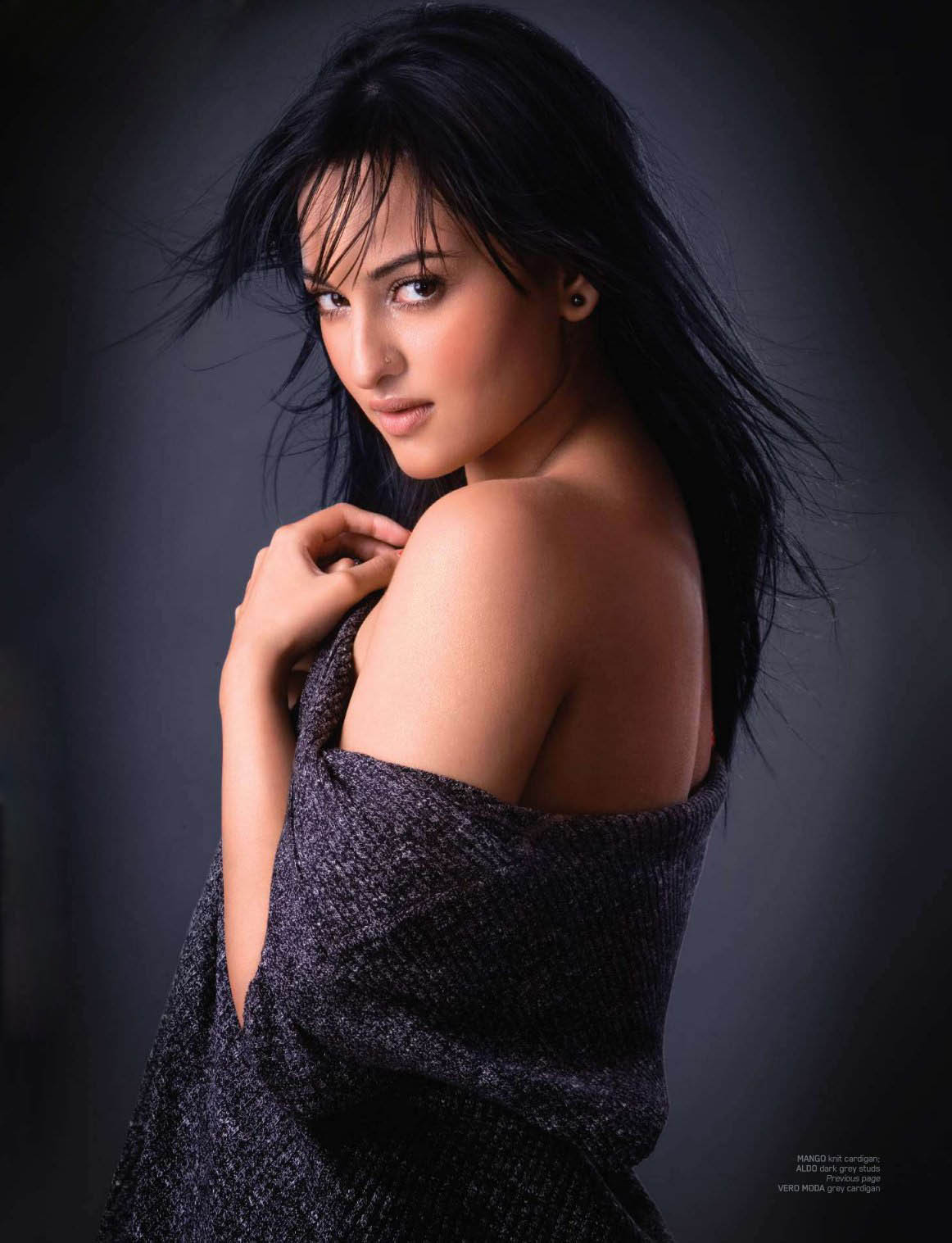 Bollywood Actress Sonakshi Sinha All Sexy Lady Collection