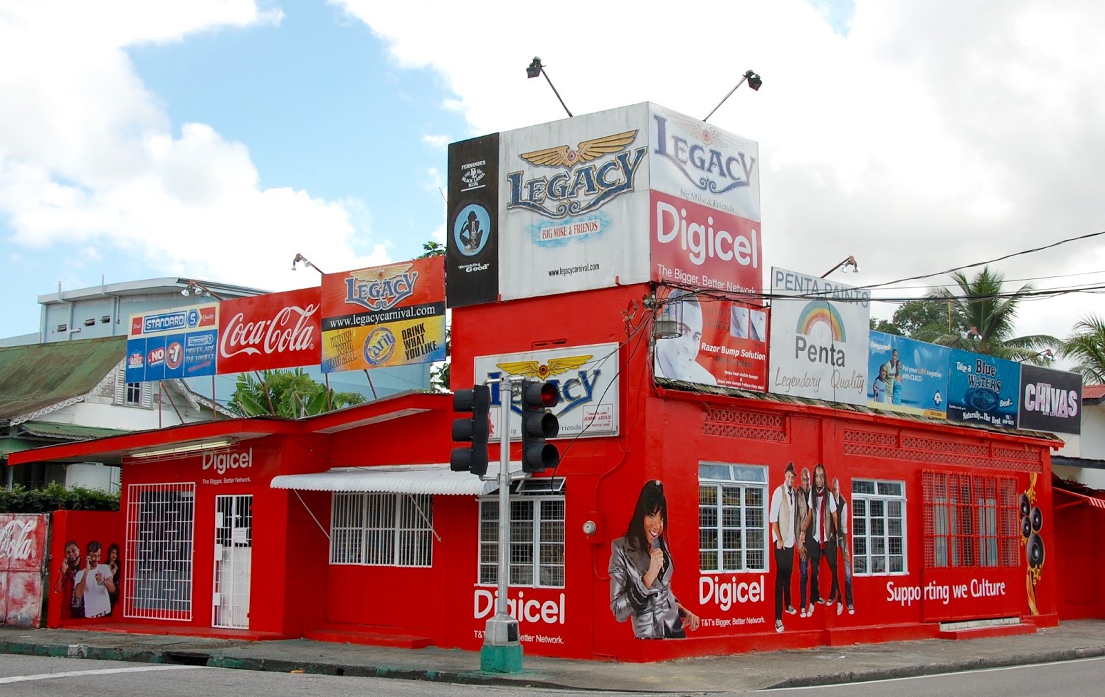 photo Trinidad The Shops