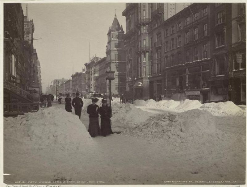 15 Amazing Vintage Photographs Show How New York City Dealt With Snow