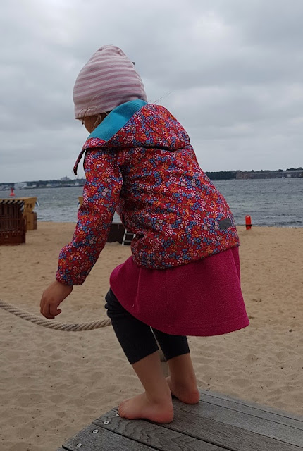 4 außergewöhnliche Spielplätze in der Umgebung von Kiel. Der maritime Spielplatz am Strand von Heikendorf ist einen Ausflug wert!