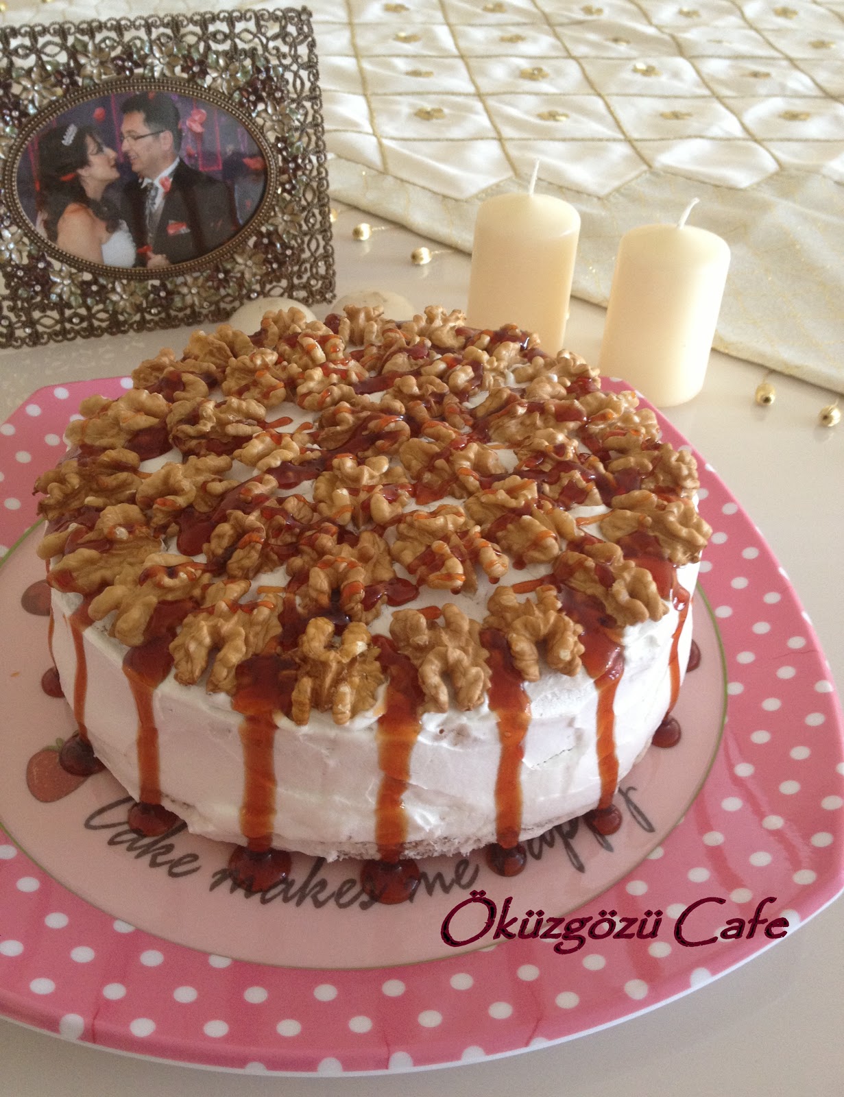 Öküzgözü Cafe CEVİZLİ PASTA