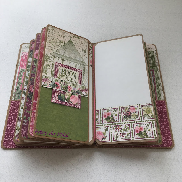 Traveler book Bloom Traveler book Bloom