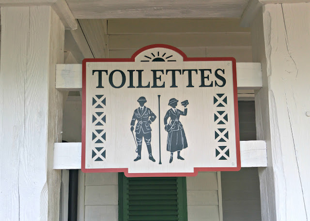 Disneyland Paris restroom signs