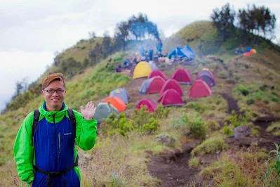 Hiking and Trekking Rinjani Volcano Lombok Indonesia