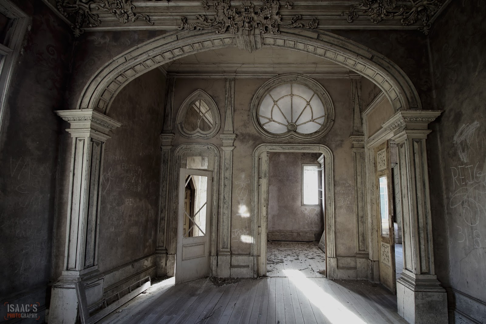 El Silencio del Abandono