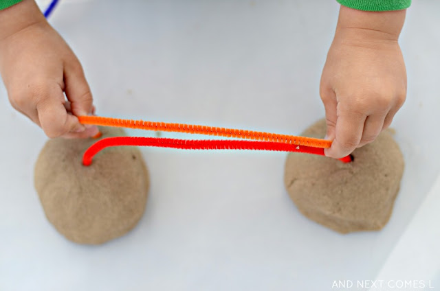 Rainbow activity for preschoolers and toddlers using kinetic sand