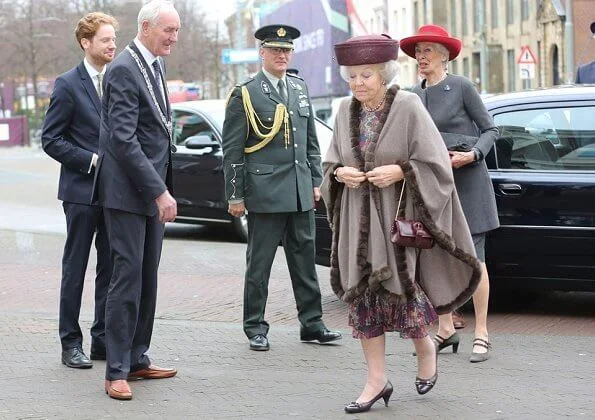 Princess Beatrix attended a symposium held on the occasion of Kingdom Day at the Council of State in The Hague