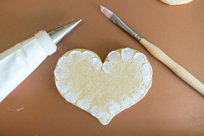 How to Make Lace-Trim Decorated Cookies