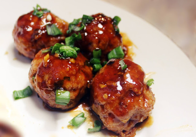 Honey Sriracha glazed meatballs