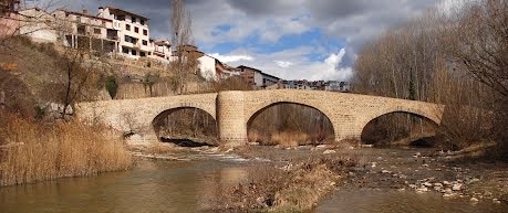Puente de las Cabras sobre el Río Salazar. Lumbier.Camino Aragonés