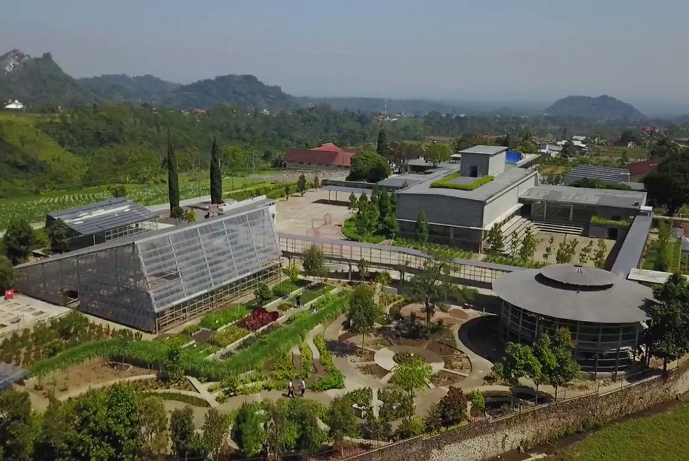 42+ Rumah Perfume Gif