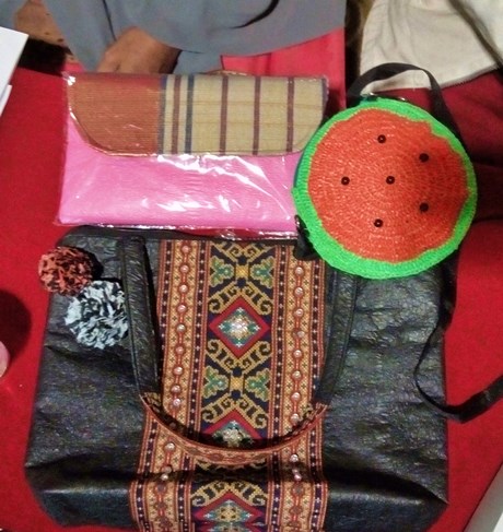 4 Rahasia Agar Produk Olahan Limbah Plastik Memiliki Nilai Ekonomis Mugniar Mamak Blogger Makassar 4 Rahasia Agar Produk Olahan Limbah Plastik Memiliki Nilai Ekonomis Mugniar Mamak Blogger Makassar