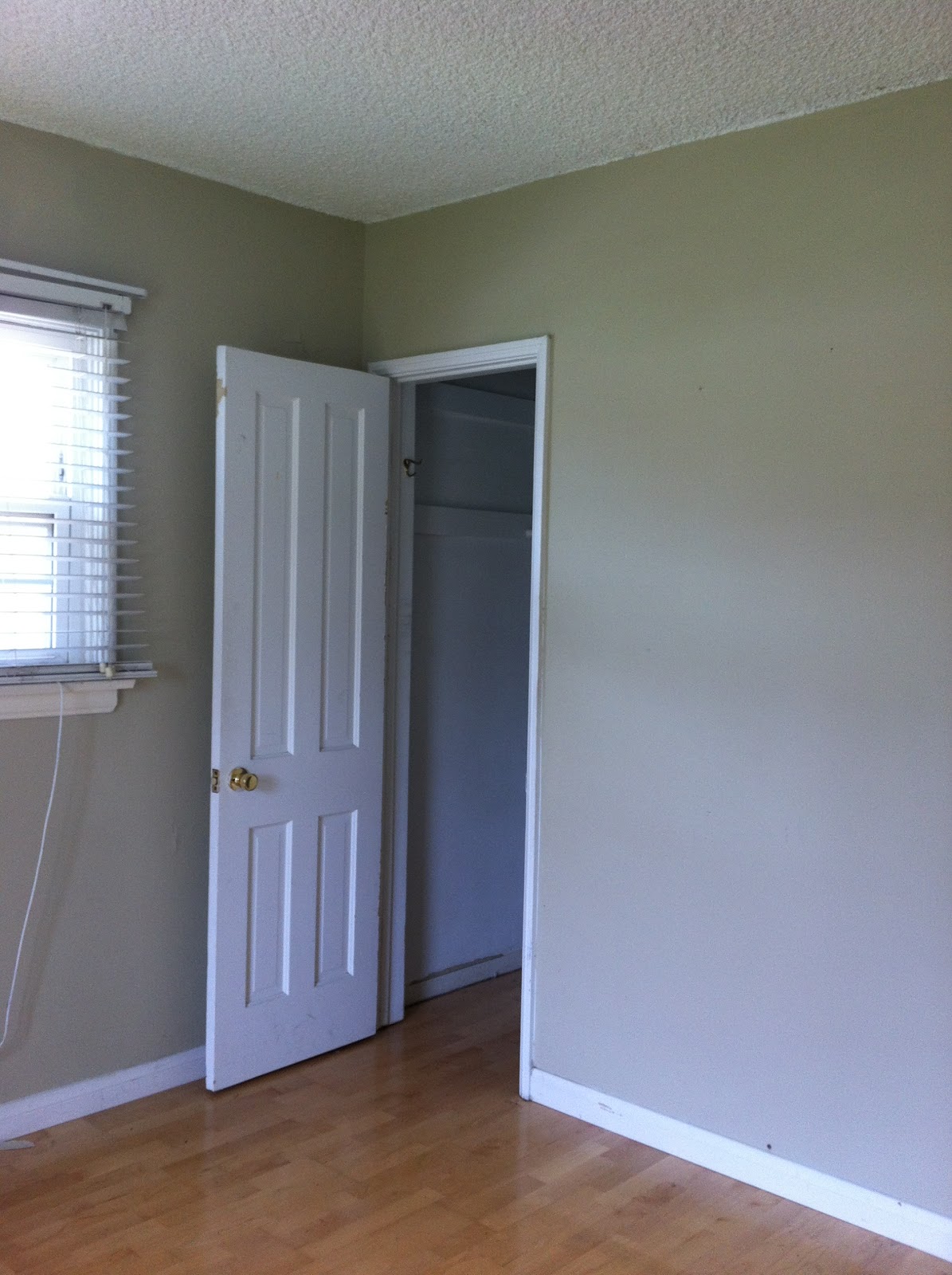 EvY at HomE: burbank houses: dumpy house