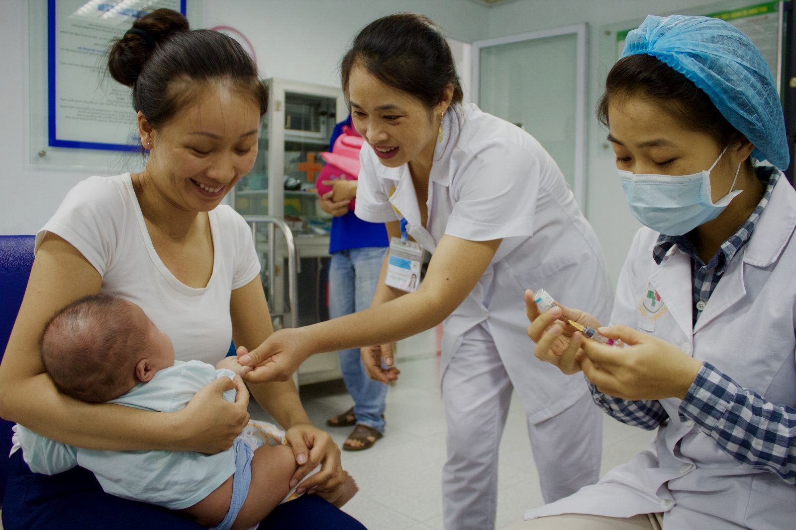 Không biết nên đưa con đi tiêm vaccine ở đâu tốt an toàn và uy tín nhất đây Không biết nên đưa con đi tiêm vaccine ở đâu tốt an toàn và uy tín nhất đây