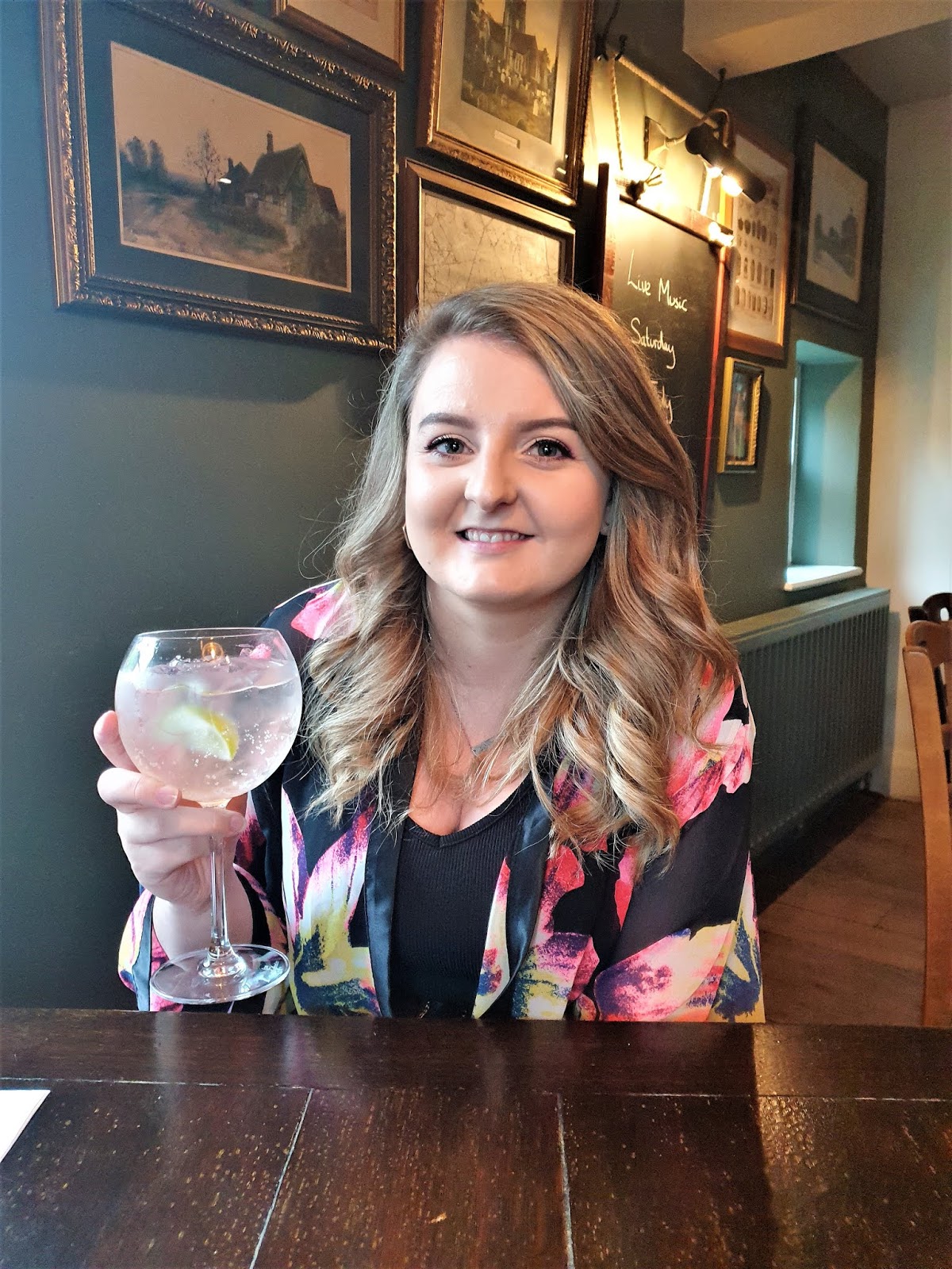 AD REVIEW THE LITTLE OWL SOLIHULL PRETTY YOUNG THING